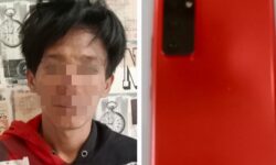 Fadjrianur 12 Kali Maling HP di Samarinda