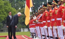 21 Kali Dentuman Meriam Sambut Kedatangan Presiden Jerman di Istana Bogor