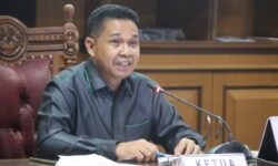 Ketua DPRD Kutim Dukung Pilkades Serentak