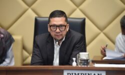 Ganti Baju Seragam, Komisi II: Menteri ATR/BPN Seharusnya Fokus Berantas Mafia Tanah