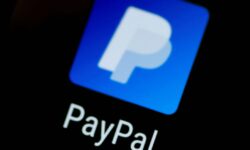 Picu Protes, Kominfo Buka Blokir PayPal Lima Hari