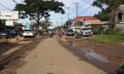 Samsun Tinjau Jalan Provinsi di Pesisir Samboja yang Akan Diperbaiki