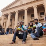 Rajapaksa Kabur, Warga Sri Lanka Geledah Istana Presiden