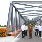 Jokowi Cek Jalan Lingkar Nias dan Jembatan Idano Sibolou di Nias Barat