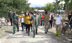 Kepala BNPB Lihat Langsung Dampak Bencana Banjir Bandang di Parigi Moutong