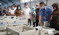 Indonesia Tidak Lagi Impor Tempat Tidur Rumah Sakit