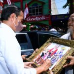 Senangnya Warga Bertemu Jokowi di Sidoarjo