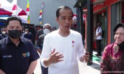 Bicara di Jayapura, Jokowi Harapkan Daya Beli Masyarakat Meningkat