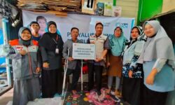 Berdayakan UMKM Disabilitas, YBM PLN UP3 Samarinda Salurkan Bantuan Modal Usaha