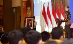 Permintaan Pekerja Migran Meningkat, Jokowi Pesan Ini ke BP2MI