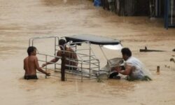 Badai Nalgae Tewaskan 45 Orang, Presiden Filipina Perintahkan Distribusi Bantuan