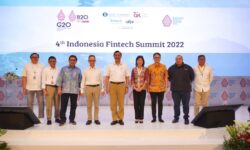 Indonesia Fintech Summit dan Bulan Fintech Nasional