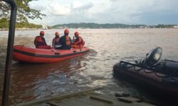 Momen Pilu Detik-detik Anak 9 Tahun di Samarinda Tenggelam di Sungai Mahakam