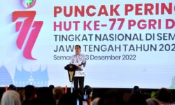 Cetak SDM Unggul, Jokowi Minta Guru Tingkatkan Kapasitas