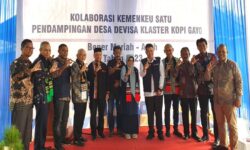 Pemerintah Kembangkan Potensi Desa Devisa Klaster Kopi Masyarakat Bener Meriah