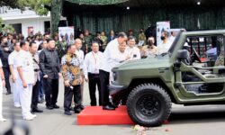 Produk Terbaru Pindad, Presiden Jokowi Namai Rantis Maung