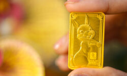 ANTAM Produksi Emas Batangan Imlek 3D Pertama di Indonesia