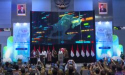 Presiden Jokowi Resmi Buka Perdagangan Bursa 2023