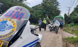 Polisi Ingatkan Ancaman Pidana Sopir Truk Parkir Sembarangan di Jalan Samarinda