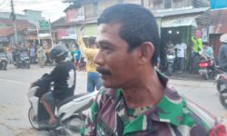 Cerita Babinsa Azmiadi Gadai Motor Buat Sewa Ekskavator Evakuasi Trailer di ‘Gunung Manggah’