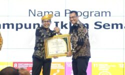 PT KPI Unit Balikpapan Terima 2 Penghargaan dari Kementerian Desa PDTT