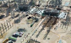 Smelter Manyar Freeport di Gresik Rampung 2023, Beroperasi Penuh Mei 2024