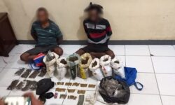 Kurir Ganja dan Pemasok Amnusi ke KKB Papua Ditangkap di Jayapura