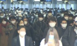 Jepang akan Cabut Rekomendasi Penggunaan Masker Mulai Maret 2023