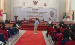Fajar Lase Perkenalkan Portal DJKI kepada Mahasiswa Untag Samarinda
