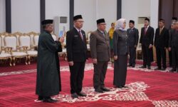 Lantik 3 Kepala Dinas, Ini Pesan Wali Kota Samarinda