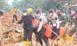 Longsor Natuna, Dua Jenazah Ditemukan