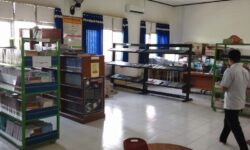 30 Persen Buku di Perpustakaan SMAN 1 Sangatta Selatan Rusak Akibat Banjir