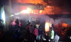 Rumah Kayu di Jalan TVRI Nunukan Hangus Terbakar