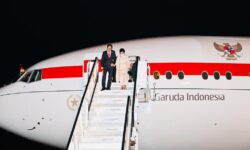 Jokowi dan Ibu Iriana Tiba di Hannover Jerman