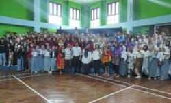 Upaya Peningkatan Literasi, DPK Bontang Fasilitasi Kegiatan Sekolah di Perpusda