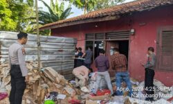 Temuan Ribuan Kartu Indonesia Pintar Dijual ke Rongsokan di Banten