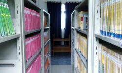 Permudah Layanan, Perpustakaan SMPN 1 Sangatta Utara Gunakan Aplikasi SLiMS dan E-Kutim