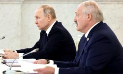 Barat Tidak Beri Belarusia Pilihan Soal Senjata Nuklir