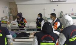 Tim Kesehatan Bersiaga Usai 16 Kloter Calon Haji Gelombang Pertama Tiba di Madinah