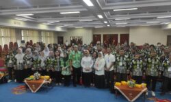 Najirah Resmi Lepas 117 Kontingen Bontang ke Penas XVI Padang