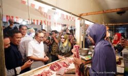 Mendag Ajak Masyarakat Belanja ke Pasar Rakyat, Ekonomis dan Membantu UMKM