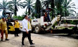 Di Bengkulu, Jokowi Cek Perbaikan Infrastruktur Jalan