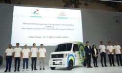 Honda – Pertamina Riset Penggunaan Mobil Listrik untuk Kegiatan Komersil