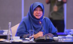 Penjaminan APBN untuk Proyek Kereta Cepat, Anis Byarwati Minta Kaji Ulang