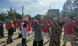 Semarak HUT ke-25 Rumah Zakat, 100 Lansia Senam Bareng di Sempaja Utara