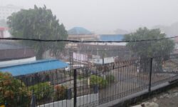 Kemarau, Kota Samarinda Diguyur Hujan Lebat