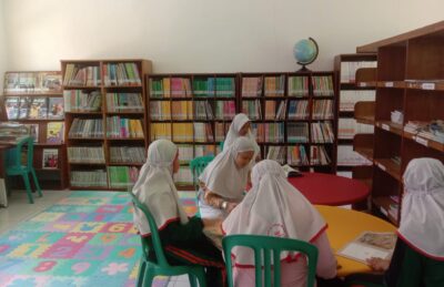 Kegiatan Belajar Mengajar Di Pendidikan Dasar-Menengah Tetap Tatap Muka