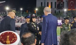 Lulus Terbaik di Turki, Kapolri Hadiahi Briptu Tiara Sekolah Perwira