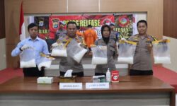 Polres Nunukan Tangkap Oknum Anggota Polda Sultra Terlibat Peredaran Sabu 6,7 Kg