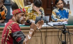 Komisi IV Siap Perjuangkan Aspirasi Hak Masyarakat Adat Papua Kepada KLHK